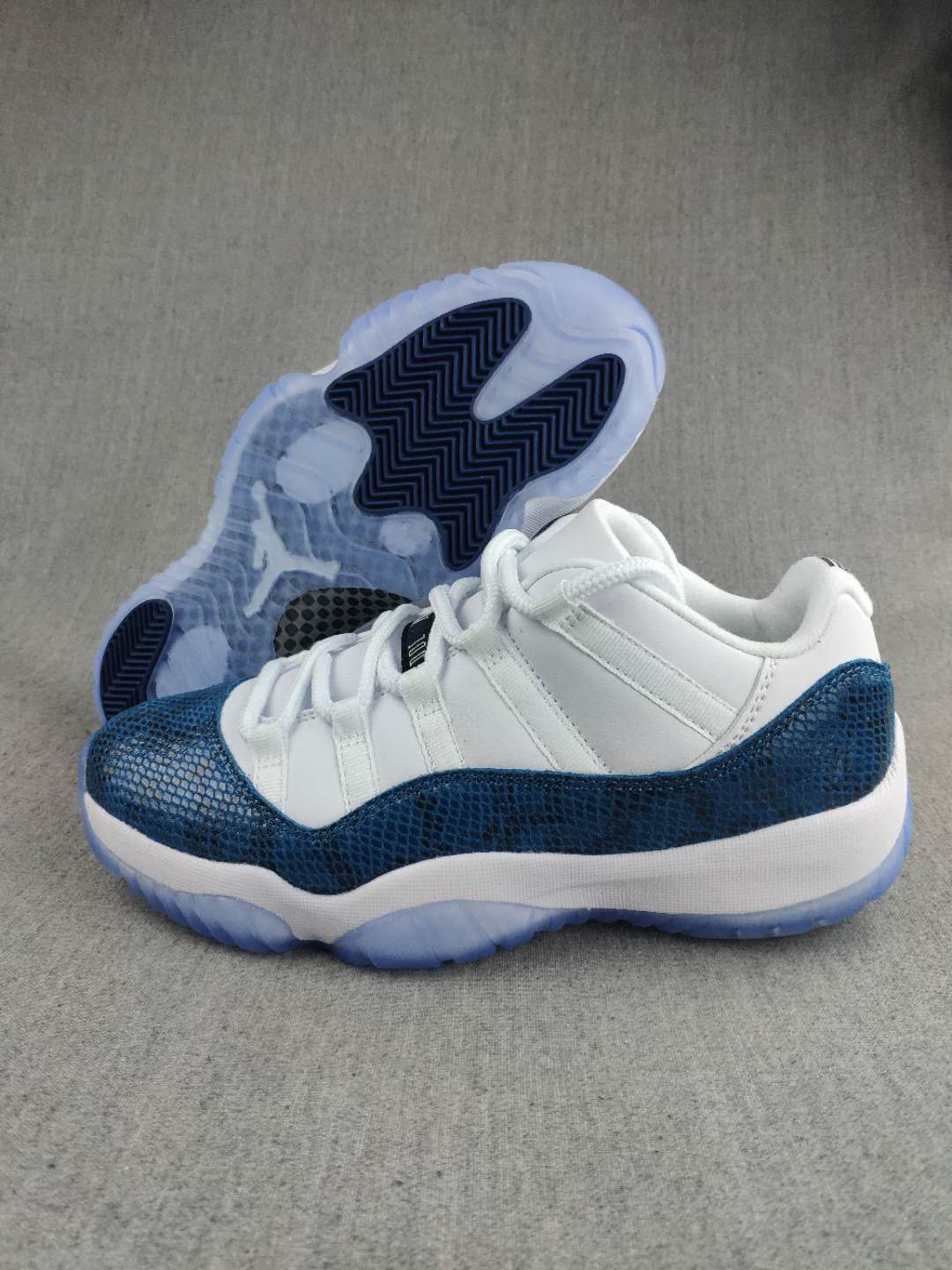 Air Jordan 11 Low Snakeskin White Blue - Click Image to Close